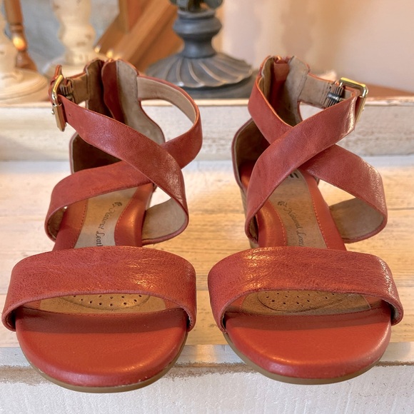 SOFFT Italian Leather Mauldin Mango Strappy Wedge • EUC • size 7 - Picture 9 of 12